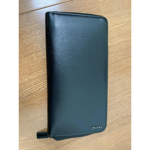 PRADA 財布