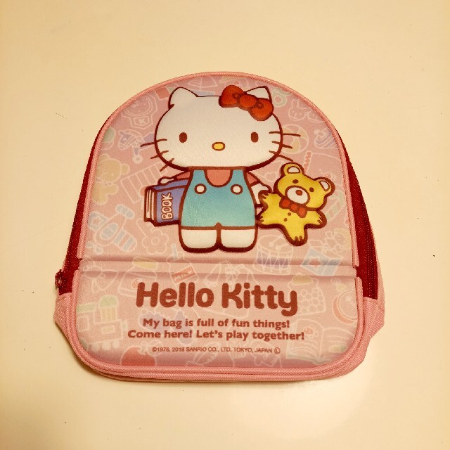 ハローキティ(ハローキティ)の新品未使用☆ハローキティHELLOKITTYリュック☆直接引き取り可 キッズ/ベビー/マタニティのこども用バッグ(リュックサック)の商品写真