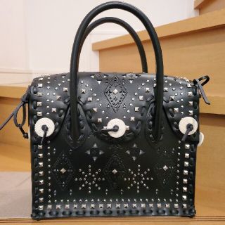 グレースコンチネンタル スタッズ ハンドバッグ(レディース)の通販 28