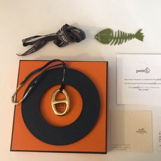 エルメス(Hermes)の✨未使用品✨エルメス　クリスマス　チャーム　オーナメント　プティアッシュ(チャーム)