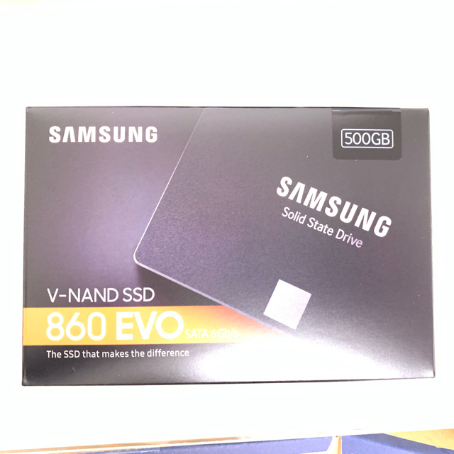 SAMSUNG(サムスン)の新品未開封 サムスン SSD500GB 860EVO MZ-76E500B/IT スマホ/家電/カメラのPC/タブレット(PCパーツ)の商品写真
