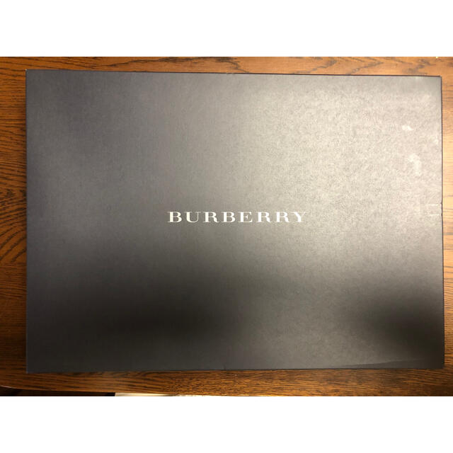 BURBERRY(バーバリー)の【値下げ】BURBERRY パジャマ　上下セット レディースのルームウェア/パジャマ(パジャマ)の商品写真