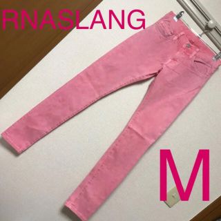 アールエヌエー(RNA)の 新品タグ付き♡RNA SLANG♡カラースキニーパンツ(スキニーパンツ)