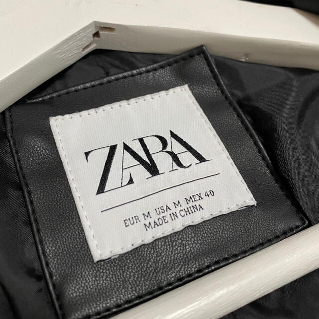 ZARA(ザラ)のZara フェイクレザー　ダブルライダースジャケット メンズのジャケット/アウター(ライダースジャケット)の商品写真