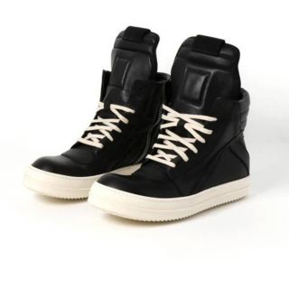 リックオウエンス(Rick Owens)のりっくおうえんす　スニーカー(スニーカー)