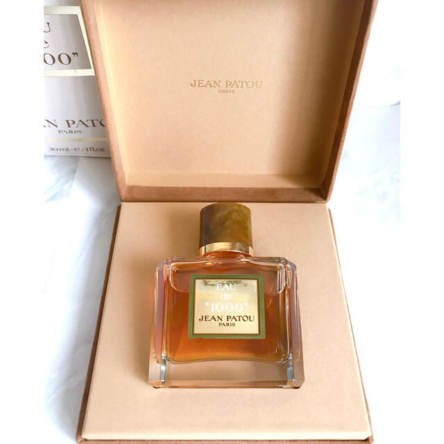 JEAN PATOU(ジャンパトゥ)のJEAN PATOU ジャンパトゥ EAU de 1000 香水 30ml コスメ/美容の香水(香水(女性用))の商品写真