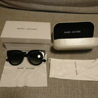 マークジェイコブス(MARC JACOBS)の新品 MARC JACOBS マーク ジェイコブス サングラス　 付属品完備(サングラス/メガネ)