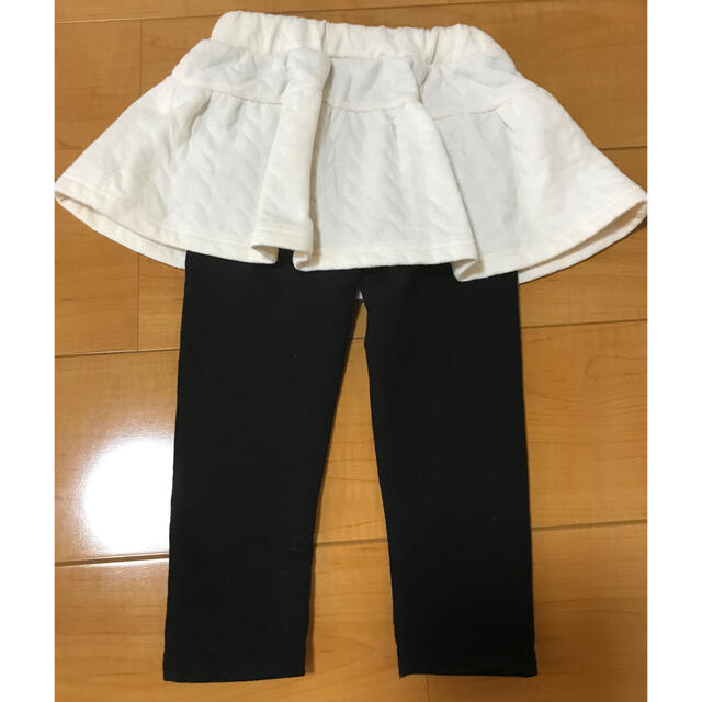 西松屋(ニシマツヤ)のギッズ裏起毛あったかスカッツ100cm キッズ/ベビー/マタニティのキッズ服女の子用(90cm~)(スカート)の商品写真