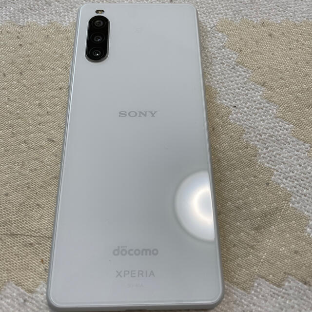 XPERIA 10Ⅱ docomo 白