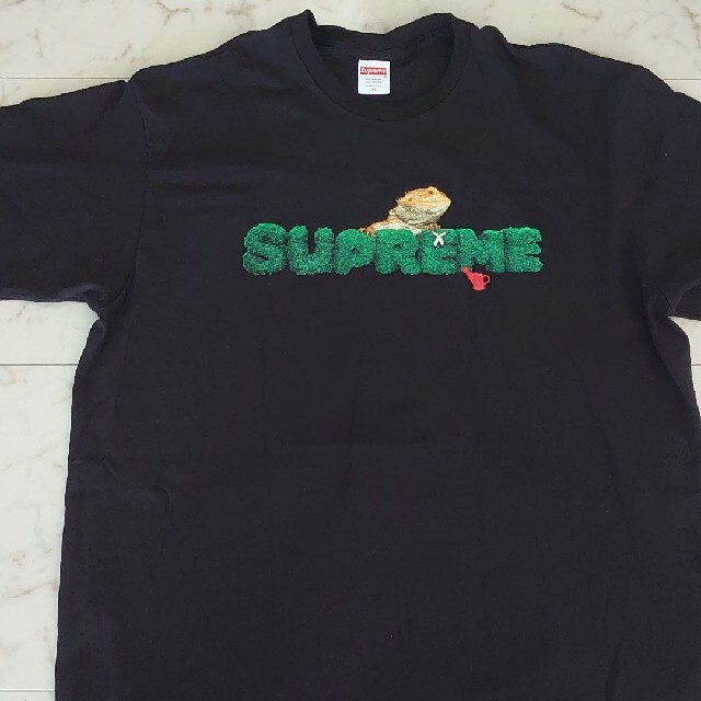 Supreme Tシャツ