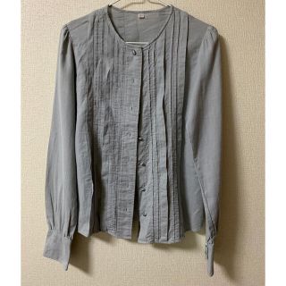 ユニクロ(UNIQLO)のユニクロ　グレーのコットンブラウス　Ｓサイズ(シャツ/ブラウス(長袖/七分))