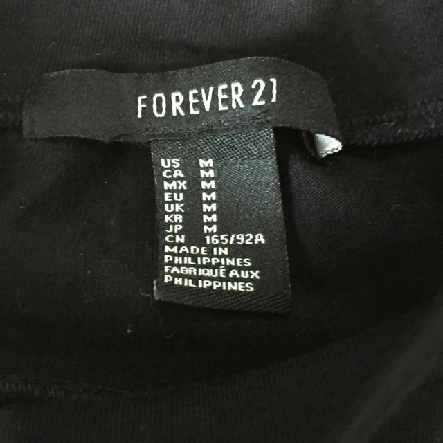 FOREVER 21(フォーエバートゥエンティーワン)のフォーエバー21 トップス レディースのトップス(タンクトップ)の商品写真