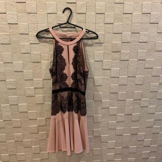 ビーシービージーマックスアズリア(BCBGMAXAZRIA)の【値下げ】BCBG MAXAZRIA ドレスワンピース(ミニ丈)(ミニワンピース)