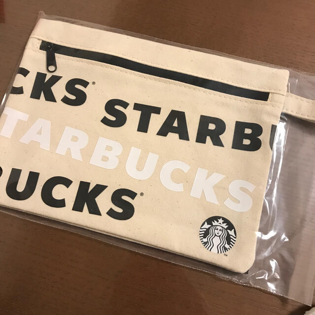 Starbucks Coffee(スターバックスコーヒー)のスターバックス　2020 ポーチ エンタメ/ホビーのコレクション(ノベルティグッズ)の商品写真