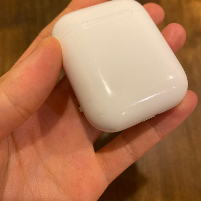 Apple(アップル)のAirPods  第一世代 スマホ/家電/カメラのオーディオ機器(ヘッドフォン/イヤフォン)の商品写真