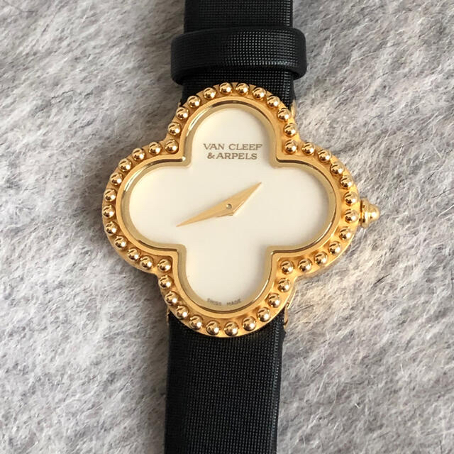 Van Cleef & Arpels(ヴァンクリーフアンドアーペル)のリリー440様　専用 レディースのファッション小物(腕時計)の商品写真