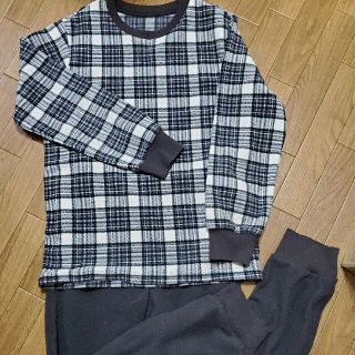 ユニクロ(UNIQLO)のお値下げ！☆ルームウェア☆上下☆UNIQLO☆キッズ☆XL☆145～155cm(パジャマ)