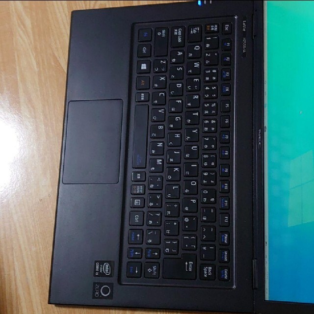 13インチの超軽量PC!NEC Lavie Hybrid ZERO office | www