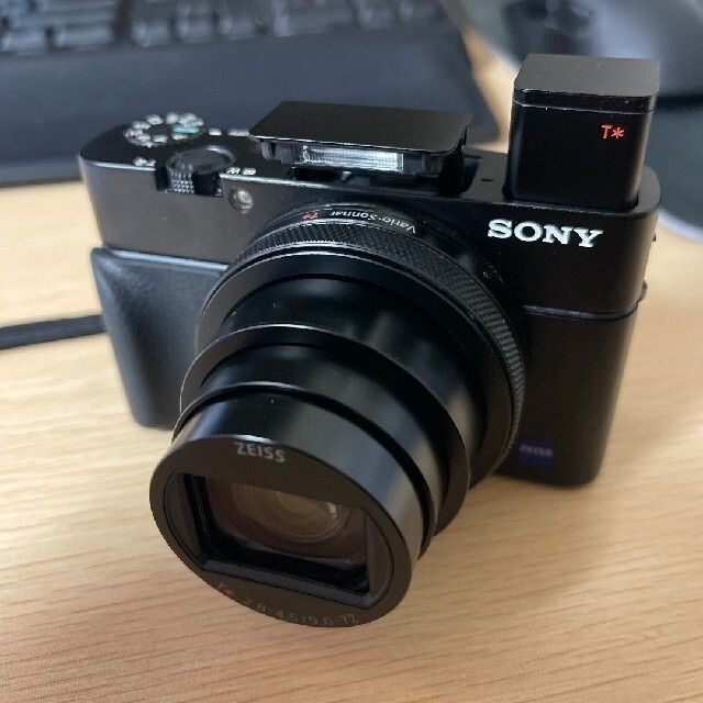 SONY(ソニー)のSONY 　RX100M6セット スマホ/家電/カメラのカメラ(コンパクトデジタルカメラ)の商品写真