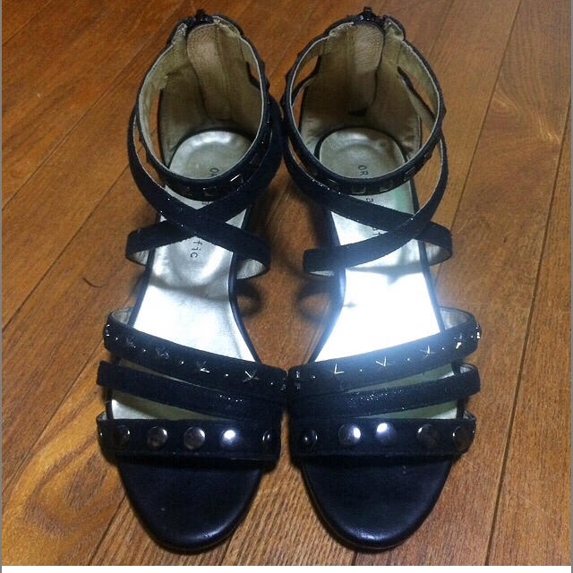 ORiental TRaffic(オリエンタルトラフィック)の☆オリエンタル 星型スタッズサンダル☆ レディースの靴/シューズ(サンダル)の商品写真