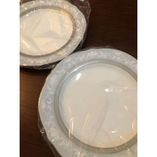 ノリタケ(Noritake)の【新品未使用】Noritakeハンプシャープラチナ23cmアクセントペアプレート(食器)