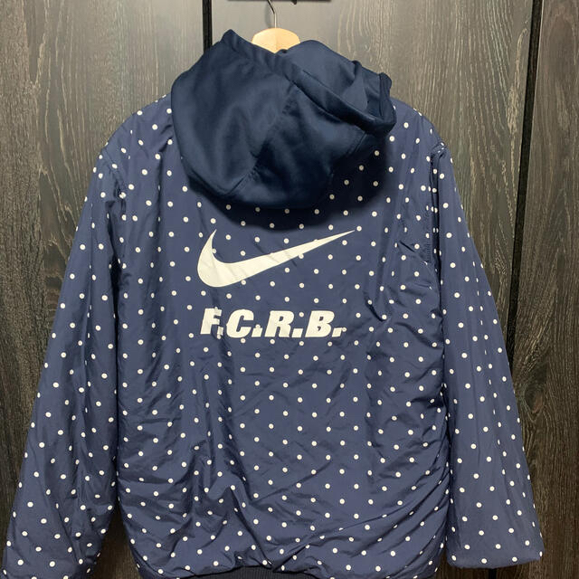 F.C.R.B.(エフシーアールビー)のFCRBコラボパーカー　リバーシブル メンズのトップス(パーカー)の商品写真