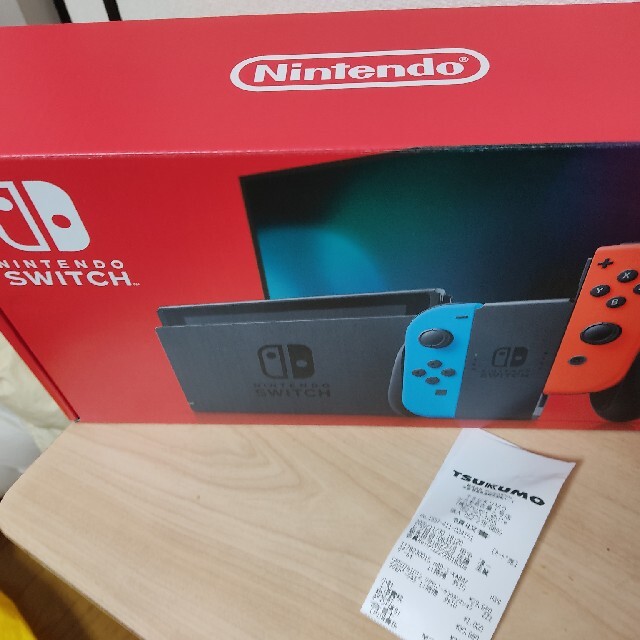 新型 Nintendo Switch ニンテンドースイッチ 本体家庭用ゲーム機本体