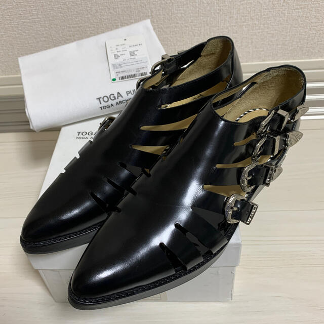 TOGA PULLA 美品 バックルシューズ | bombaytools.com