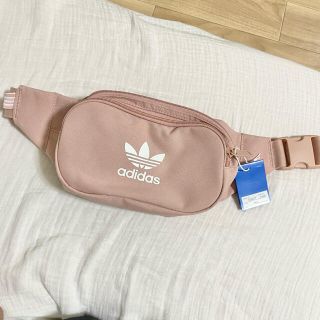 アディダス(adidas)のアディダス　ボディバッグ(ボディバッグ/ウエストポーチ)