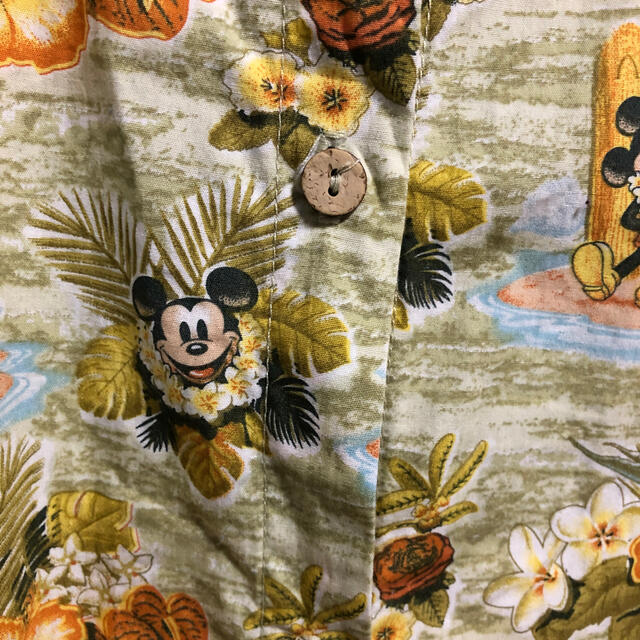 Disney(ディズニー)のアウラニ・ミッキーシャツ(M) レディースのトップス(Tシャツ(半袖/袖なし))の商品写真