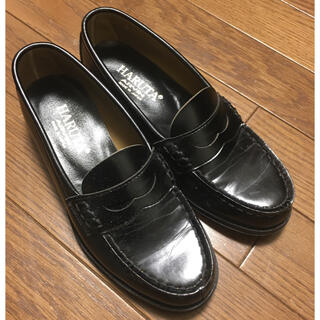 ハルタ(HARUTA)のHARUTA ローファー　黒　23.5 EE(ローファー/革靴)