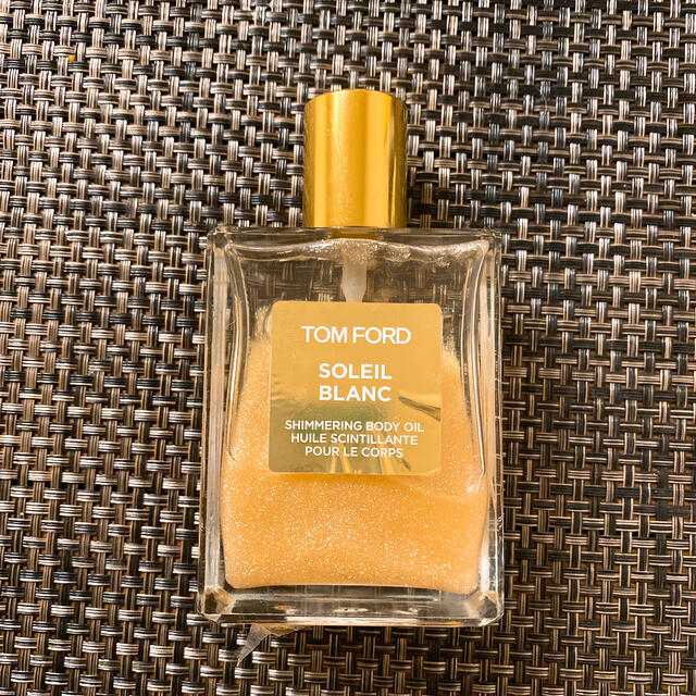 TOM FORD(トムフォード)の《お値下げ可》トムフォード ソレイユ ブラン ゴールド　オイル　oil コスメ/美容のボディケア(ボディオイル)の商品写真