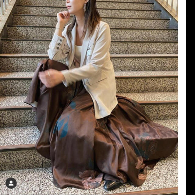 Ameri VINTAGE(アメリヴィンテージ)のAmeri VINTAGE     ELLA CIRCULAR SKIRT  レディースのスカート(ロングスカート)の商品写真