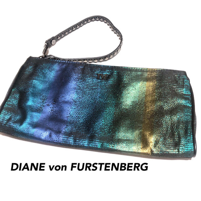 美品　DIANEvonFURSTENBERG クラッチバッグ　メタリック レディースのバッグ(クラッチバッグ)の商品写真