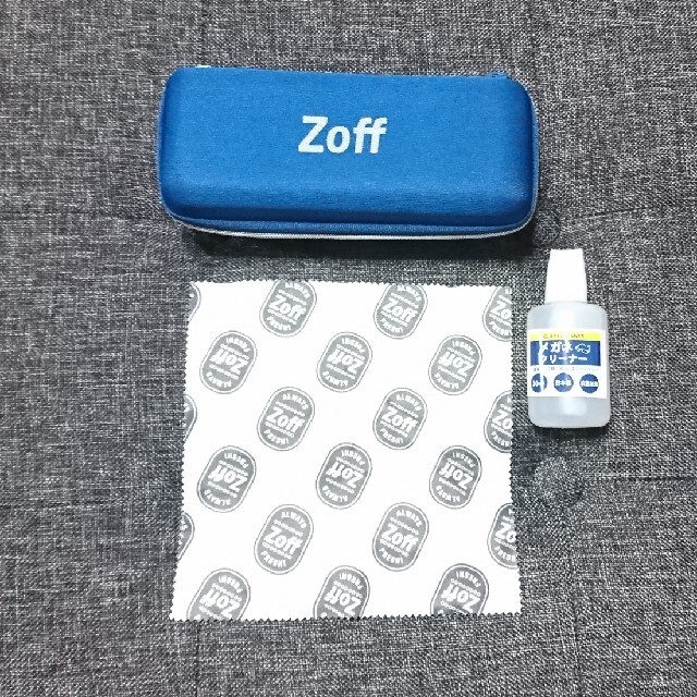 Zoff(ゾフ)の眼鏡ケース+クリーナーセット レディースのファッション小物(サングラス/メガネ)の商品写真