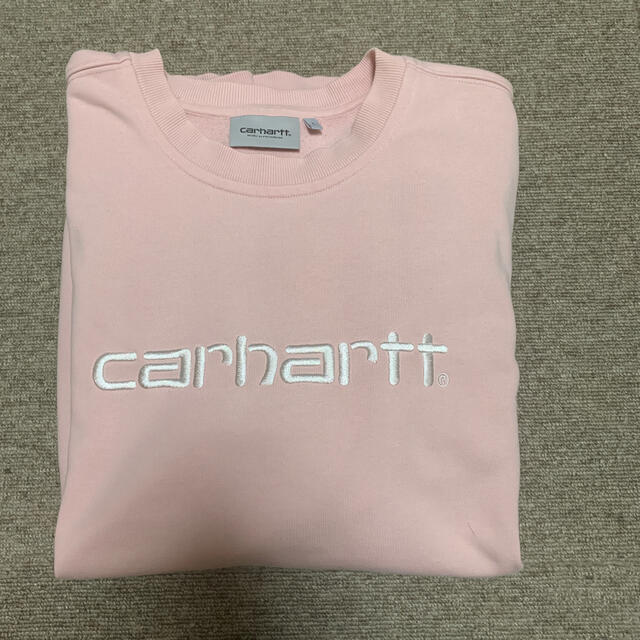 carhartt ピンク　トレーナー