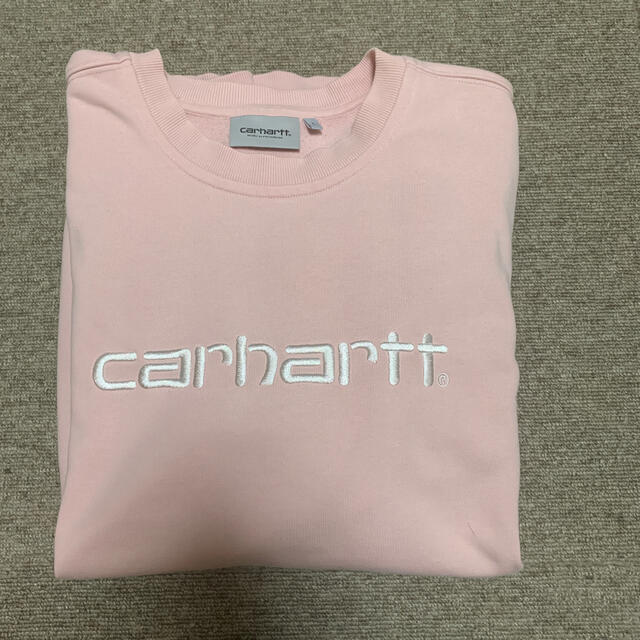 carhartt(カーハート)のcarhartt ピンク　トレーナー メンズのトップス(スウェット)の商品写真