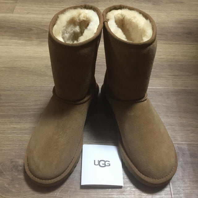 UGG - 新品未使用!正規品UGGムートンブーツクラッシックショート2