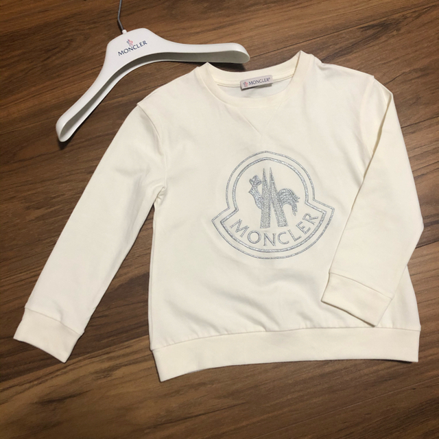 MONCLER(モンクレール)のモンクレール キッズ 4a 正規品 長袖 キッズ/ベビー/マタニティのキッズ服男の子用(90cm~)(Tシャツ/カットソー)の商品写真