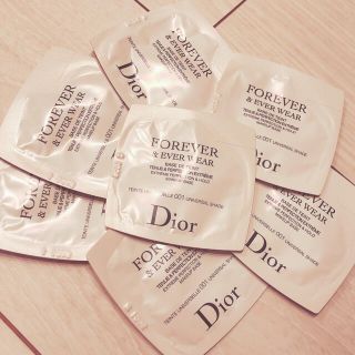 ディオール(Dior)のDiorフォーエバー&エヴァーベース001(化粧下地)