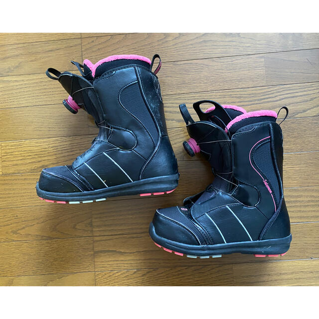 SALOMON(サロモン)のサロモンブーツ スポーツ/アウトドアのスノーボード(ブーツ)の商品写真