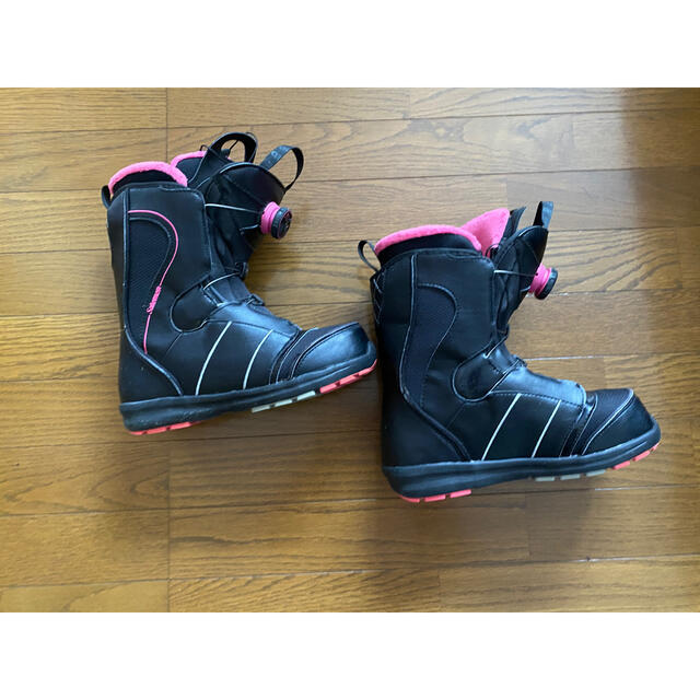 SALOMON(サロモン)のサロモンブーツ スポーツ/アウトドアのスノーボード(ブーツ)の商品写真