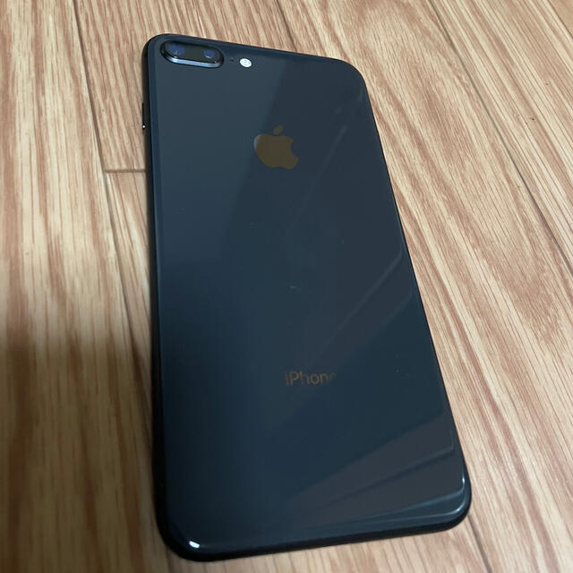 Apple - iPhone 8 Plusの通販 by ハリアー｜アップルならラクマ 安い再入荷