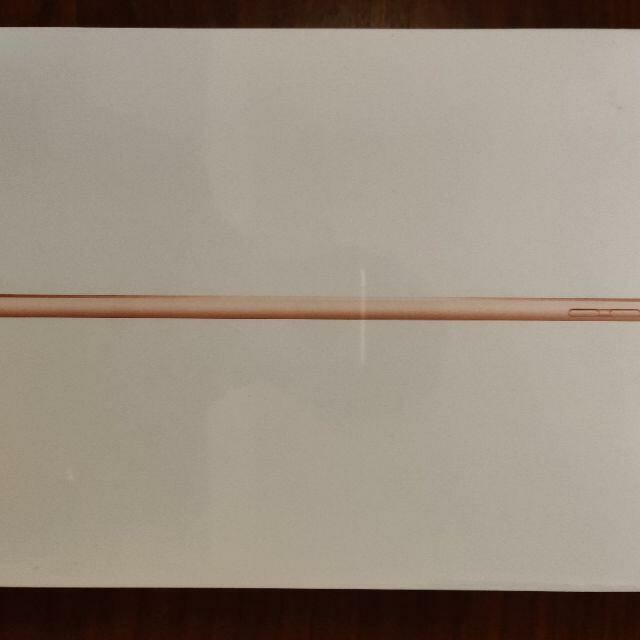 iPad (8世代) Wi-Fi 32GB Gold