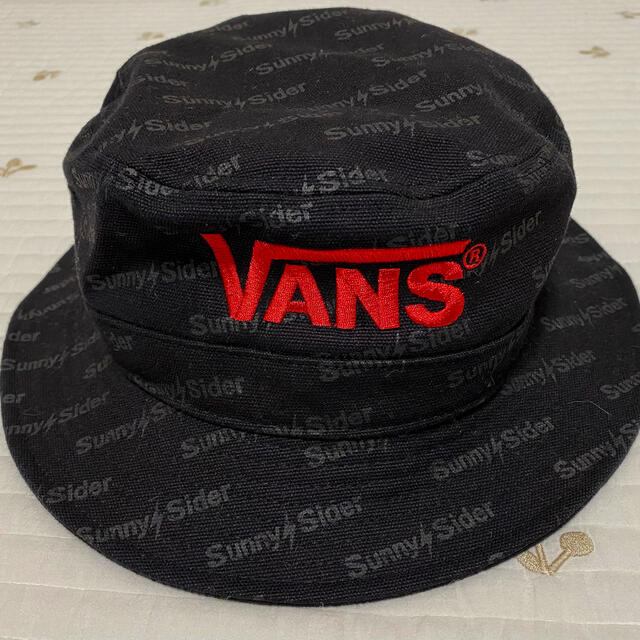 VANS(ヴァンズ)のVANS×SunnyCSider コラボ バケットハット メンズの帽子(ハット)の商品写真