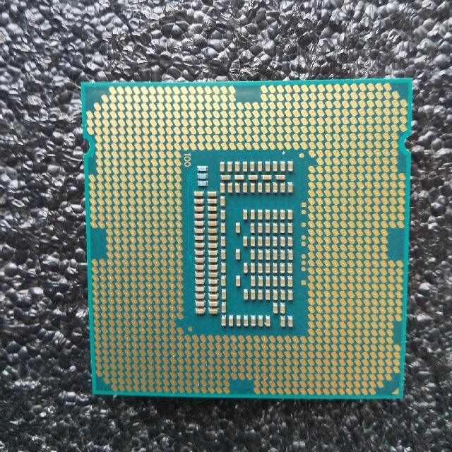 i7 3770  CPU本体のみ スマホ/家電/カメラのPC/タブレット(PCパーツ)の商品写真