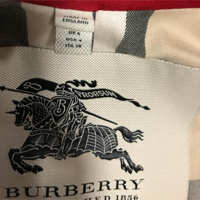 BURBERRY(バーバリー)のバーバリートレンチコート レディースのジャケット/アウター(トレンチコート)の商品写真