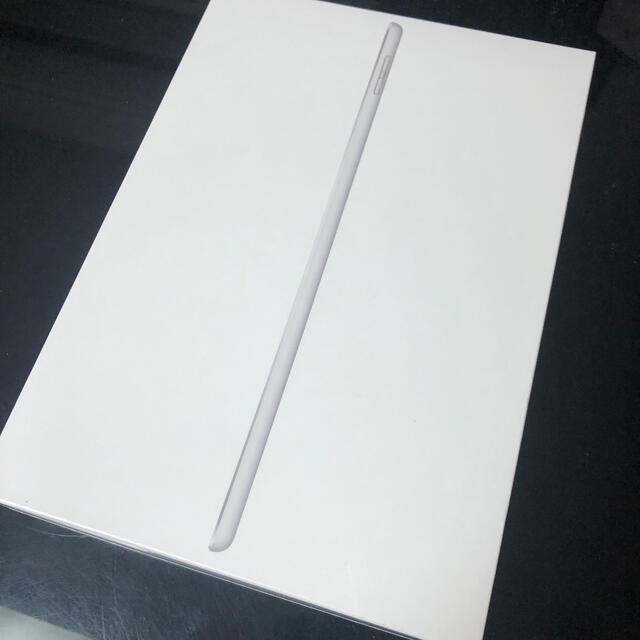 iPad 第8世代 32GB Wi-Fi  10.2インチ