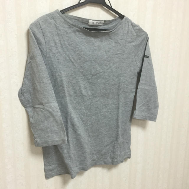 MICHEL KLEIN(ミッシェルクラン)のグレー 七分袖 Tシャツ レディースのトップス(シャツ/ブラウス(半袖/袖なし))の商品写真