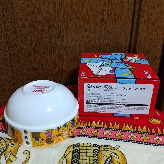 SNOOPY(スヌーピー)のKFC スヌーピースタッキングボウル オレンジ インテリア/住まい/日用品のキッチン/食器(食器)の商品写真